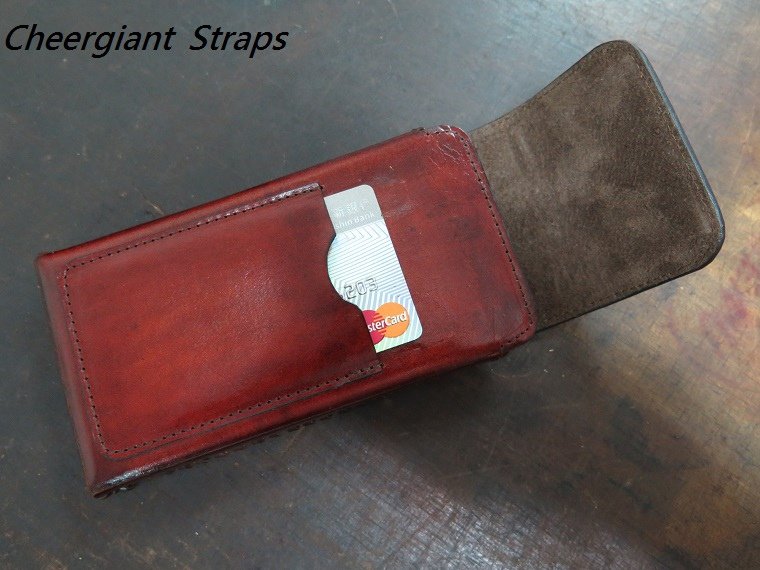 腰掛直式手機皮套(附卡片夾層),straight phone holster (with mezzanine for saving the card)06.JPG