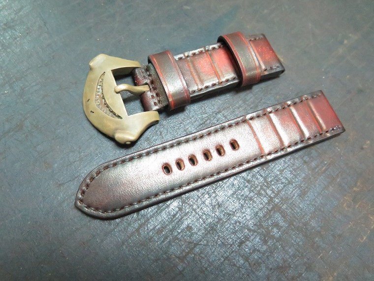 Panerai bronze leather strap, 26x26mm, 83x140mm, thick 5.5mm taper to 4.2mm,match stitching . 02.JPG