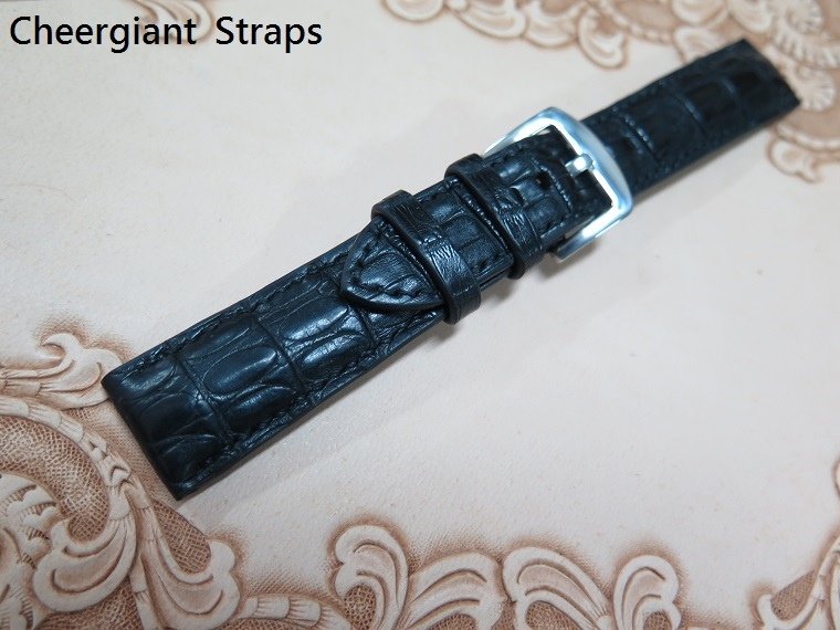 Rolex padded black crocodile strap,20x18mm, 75x120mm, thick 5.5mm taper to 2.8mm,black stitching. 03.JPG