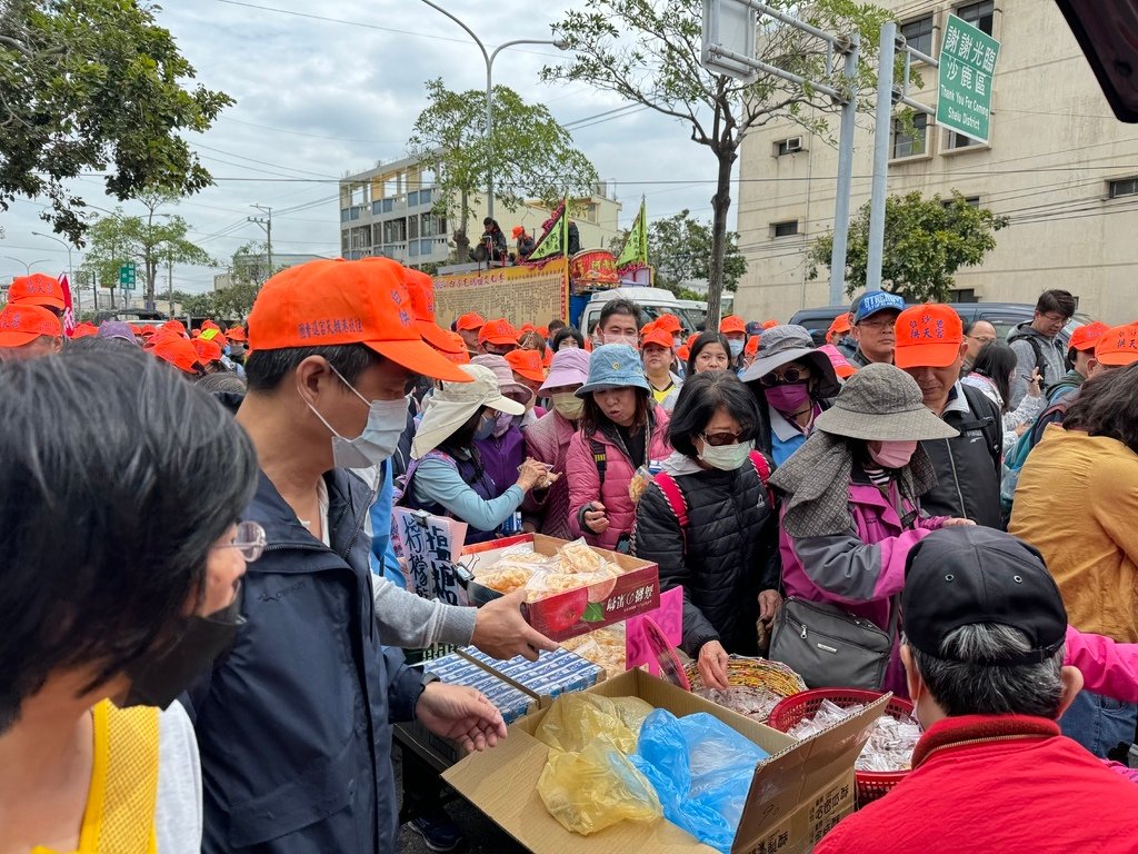 員林乾清宮參與甲辰年白沙屯拱天宮及山邊媽祖宮天上聖母往北港進