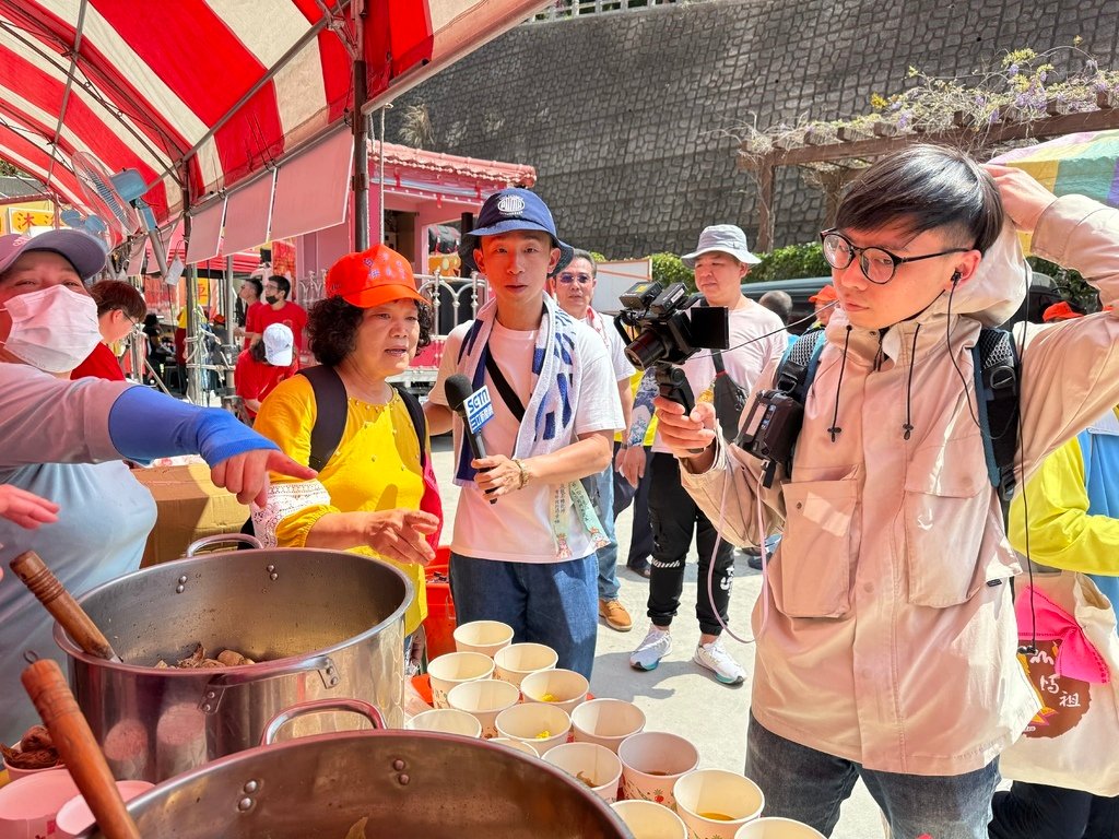 員林乾清宮參與甲辰年白沙屯拱天宮及山邊媽祖宮天上聖母往北港進