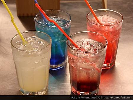 只會越喝越渴 熱天消暑別喝這4種飲料