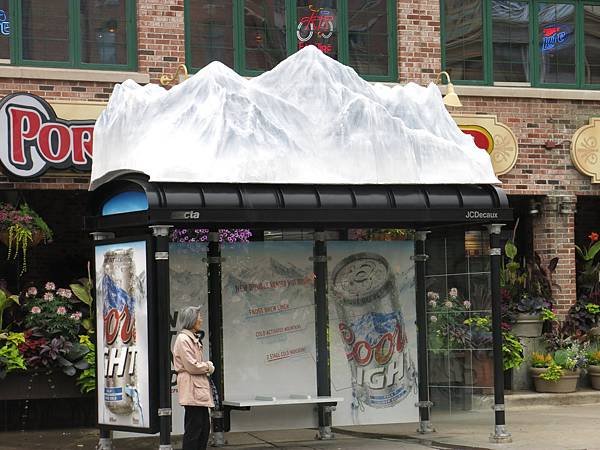 Chicago bus stop