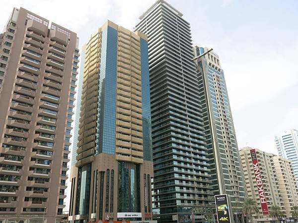 Sheikh Zayed Road, Dubai