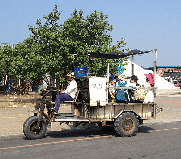 &lt;科學教育旅行&gt; 搭蚵車遊潮間帶