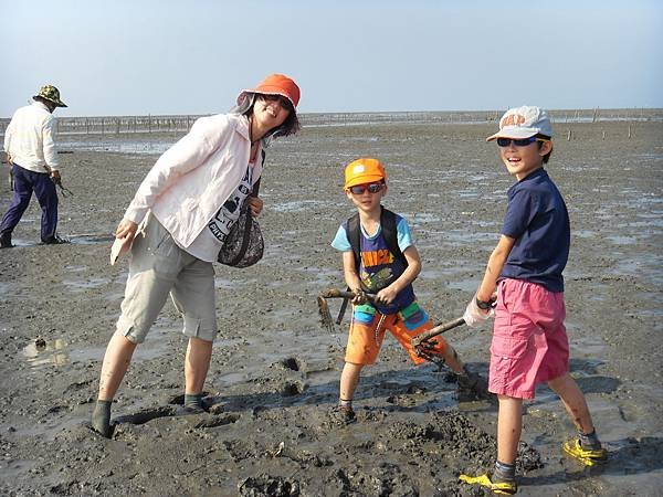 &lt;科學教育旅行&gt; 搭蚵車遊潮間帶