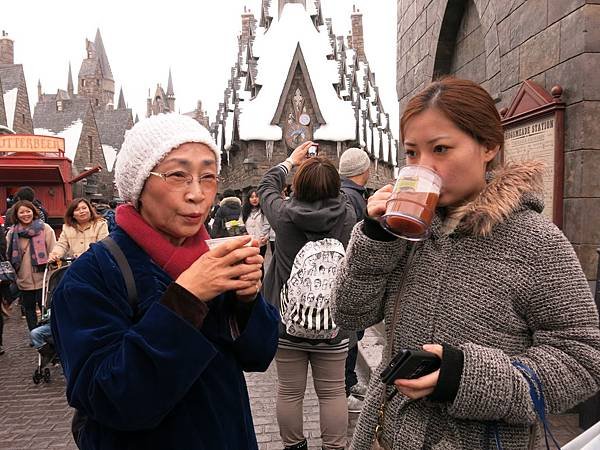 哈利波特魔法世界 奶油啤酒 butterbeer