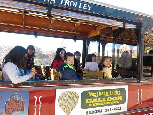 Sedona Trolley Tour-成寒