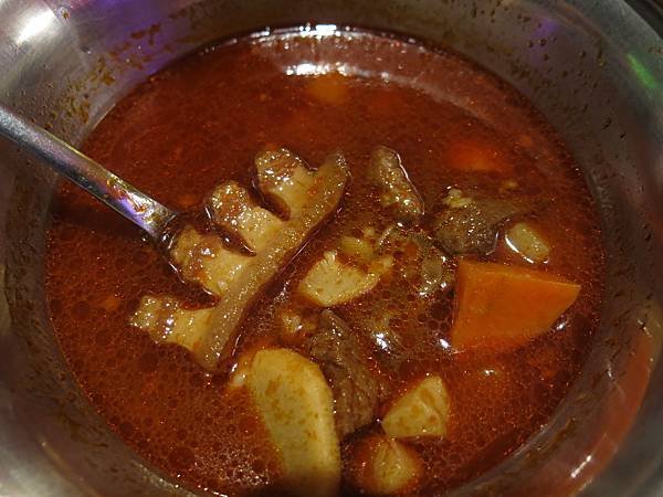 04-goulash soup-匈牙利牛肉湯-成寒