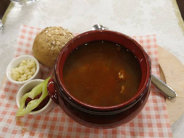 16-goulash soup-匈牙利牛肉湯-成寒