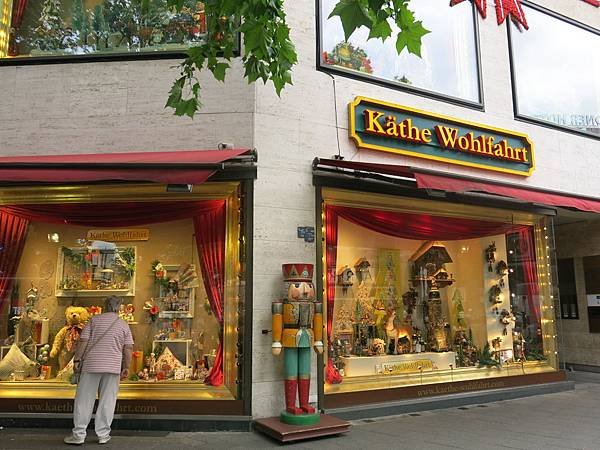 01-Kathe Wohlfahrt-聖誕店-柏林.JPG