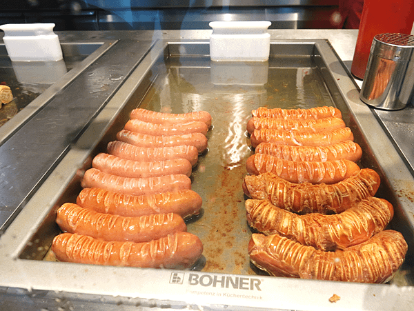 01-Currywurst 咖哩香腸-Berlin, Germqny-成寒.JPG.png