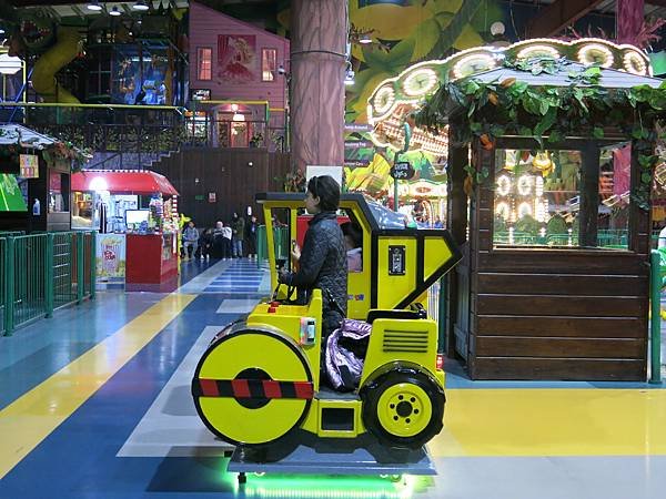 09-Kids, City Mall, Amman, Jordan-成寒.JPG