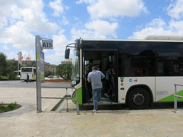 10-Malta bus-成寒.JPG