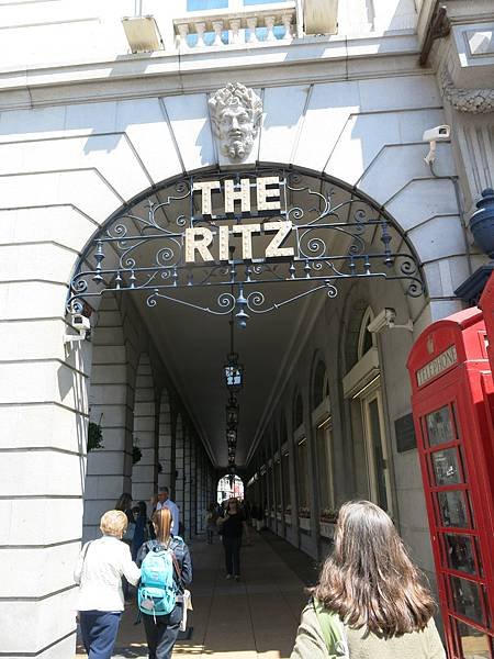 04-Ritz Hotel-London-成寒.JPG