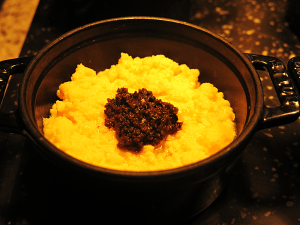 02-scramble eggs with black truffle 黑松露炒蛋-Saudi Arabia 沙烏地阿拉伯-成寒.png