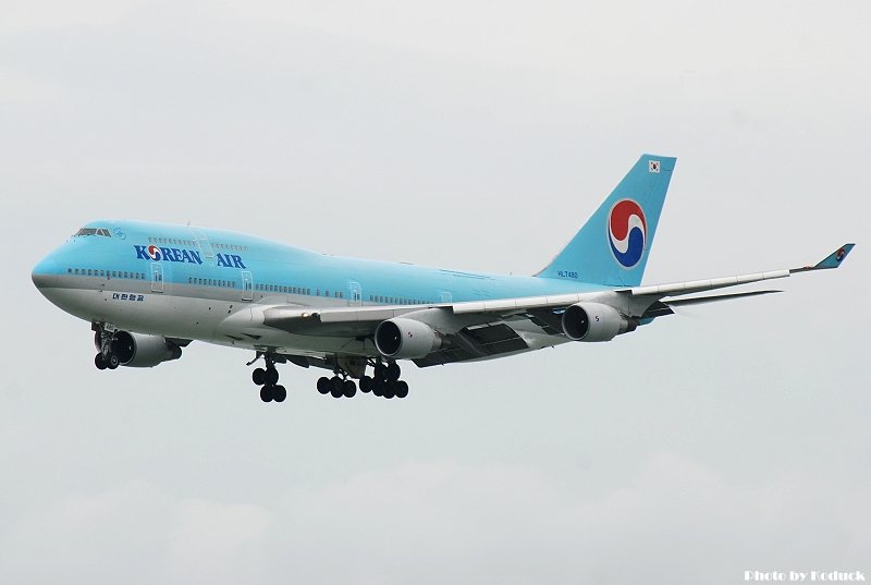 Korean Air B747-4B5M(HL7480)@VHHH_1(2)_20100625.jpg