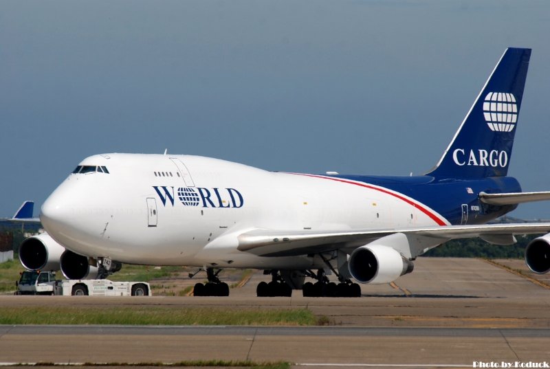 World Airways Cargo B747-412(BDSF)(N742WA)@TIA_1(2)_20110615.jpg
