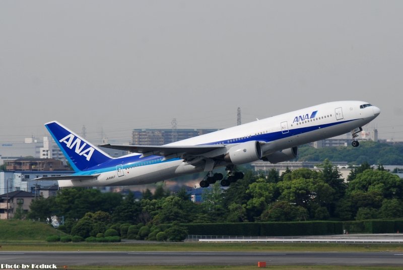 ANA B777-281(JA8967)@Itami_1(2)_20110516.jpg