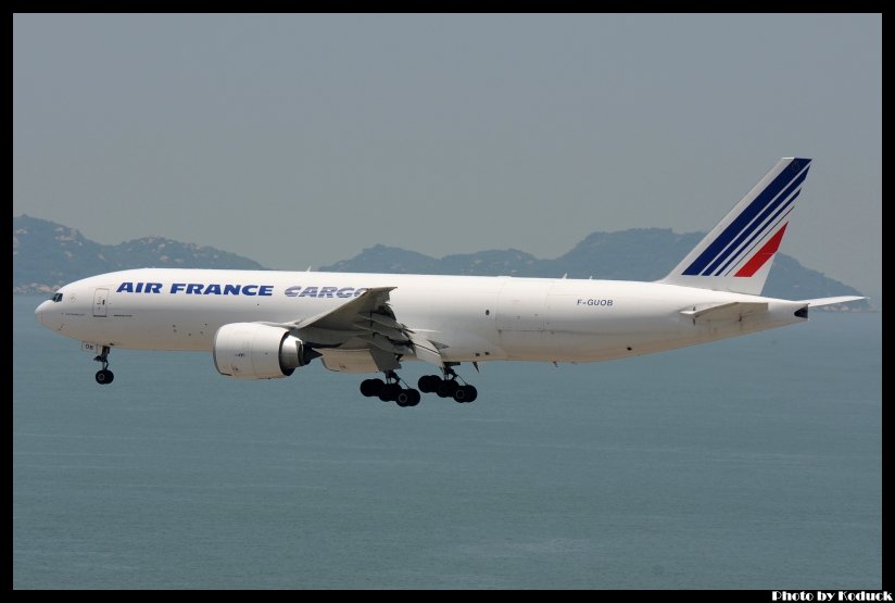 Air France B777-F28(F-GUOB)@VHHH_1(2)_20110724.jpg