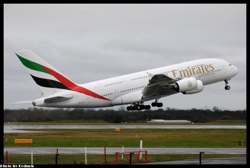 Emirates A380-861(A6-EDJ)@MAN_1(2)_20120222