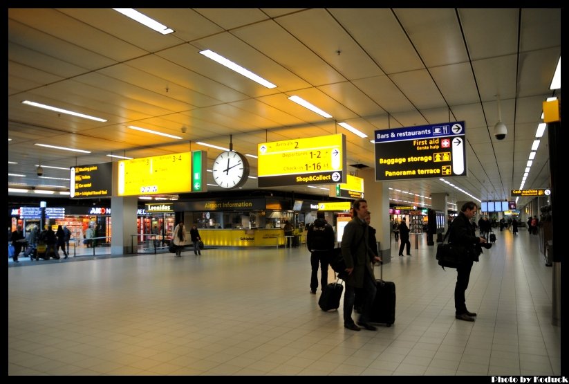 Amsterdam Airport_1(2)_20120223