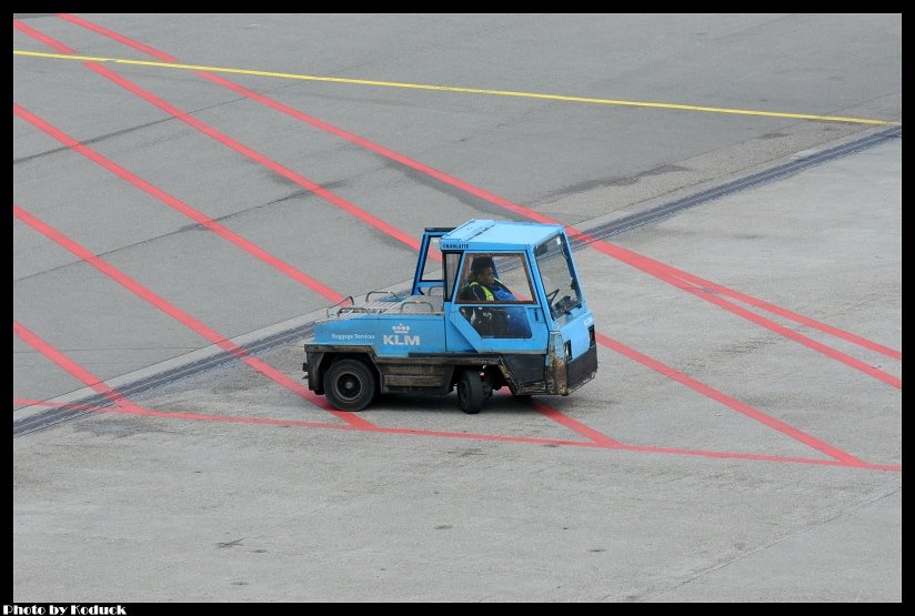 Amsterdam Airport_16(2)_20120223