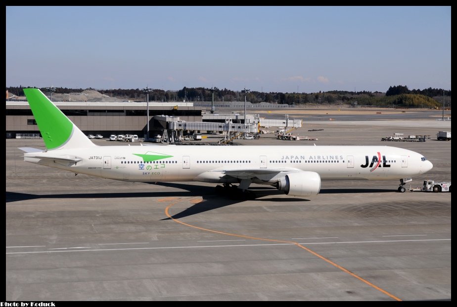 JAL B777-346ER(JA731J)@NRT_1(2)_20120220