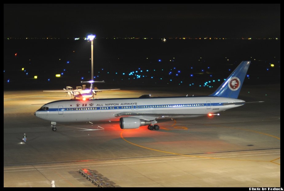 ANA B767-381(JA602A)@RJTT_17(2)_20111126