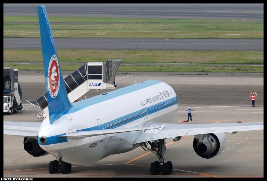 ANA B767-381(JA602A)@Haneda_4(2)_20110513