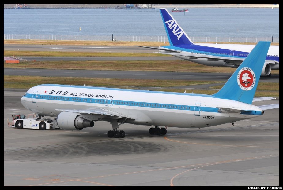 ANA B767-381(JA602A)@RJTT_4(2)_20111126