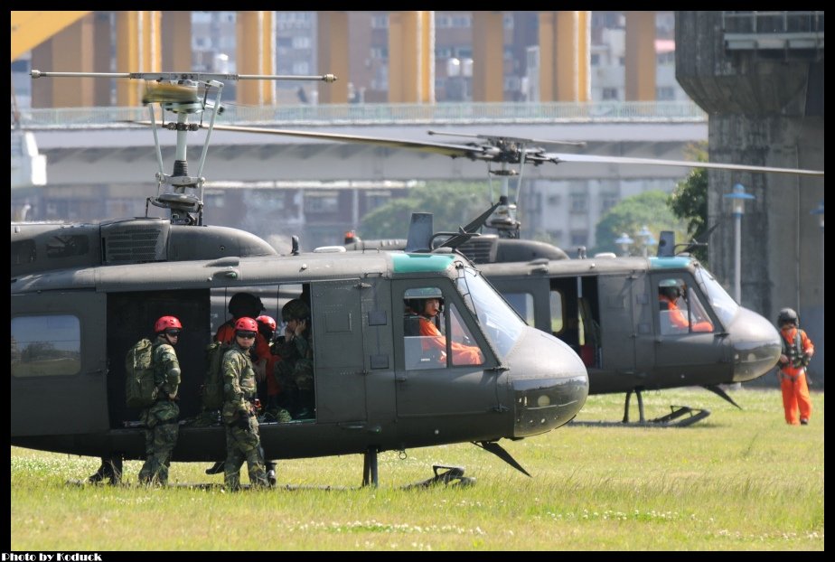 陸航UH-1H@Taipei_8(2)_20120328