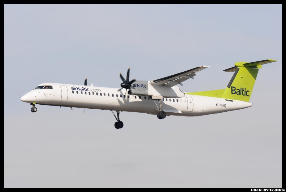 Air Baltic DHC-8-402Q(YL-BAQ)@FRA_1(2)_20120221