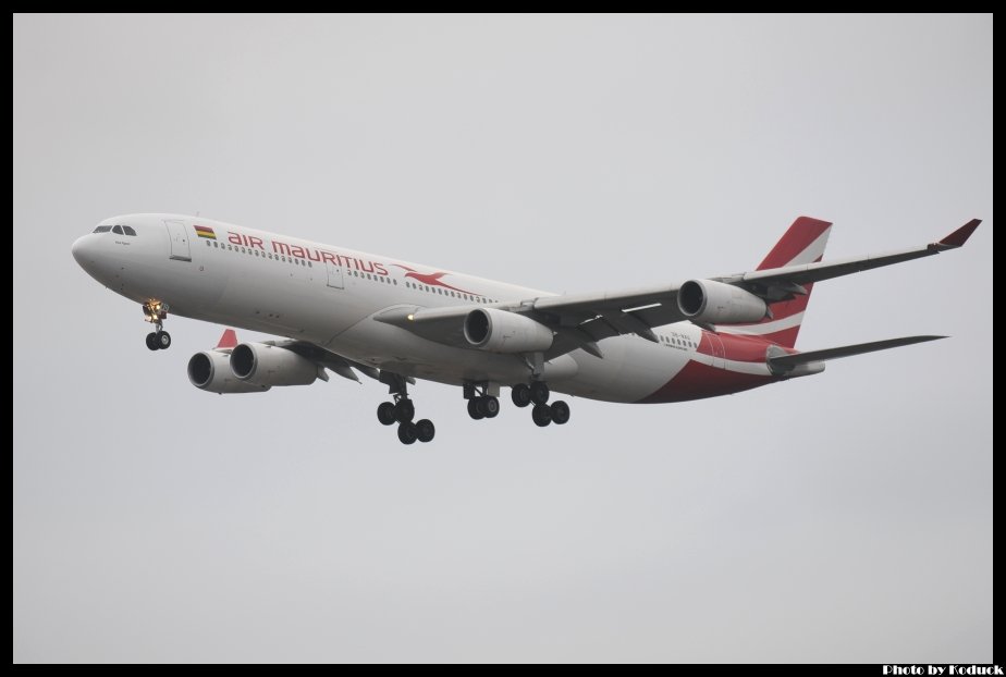 Air Mauritius A340-312(3B-NAU)@FRA_1(2)_20120224