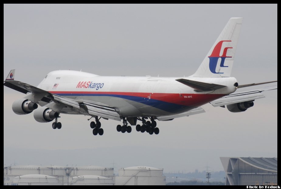 Malaysia Airlines B747-4H6F(9M-MPR)@FRA_3(2)_20120224