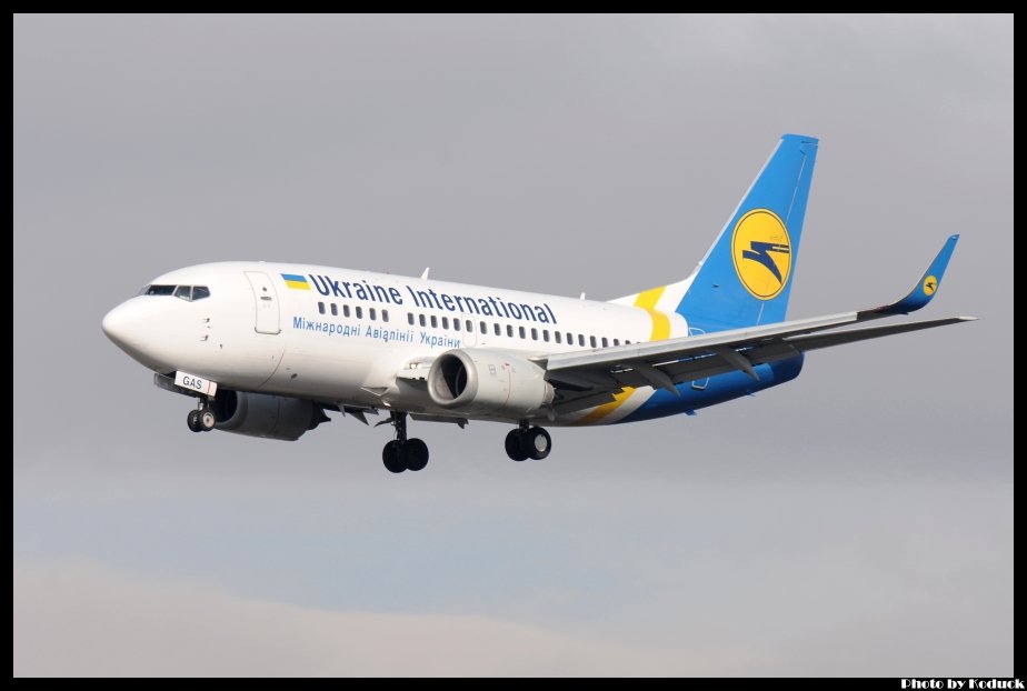 Ukraine International Airlines B737-528(UR-GAS)@FRA_1(2)_20120221