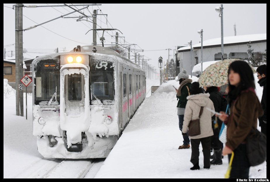 701系電車@油川_6(2)_20120218