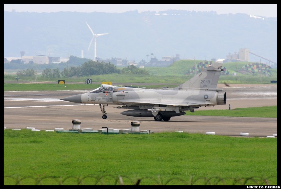 ROCAF Dassault Mirage 2000-5EI(2019)@RCPO_1(2)_20120818