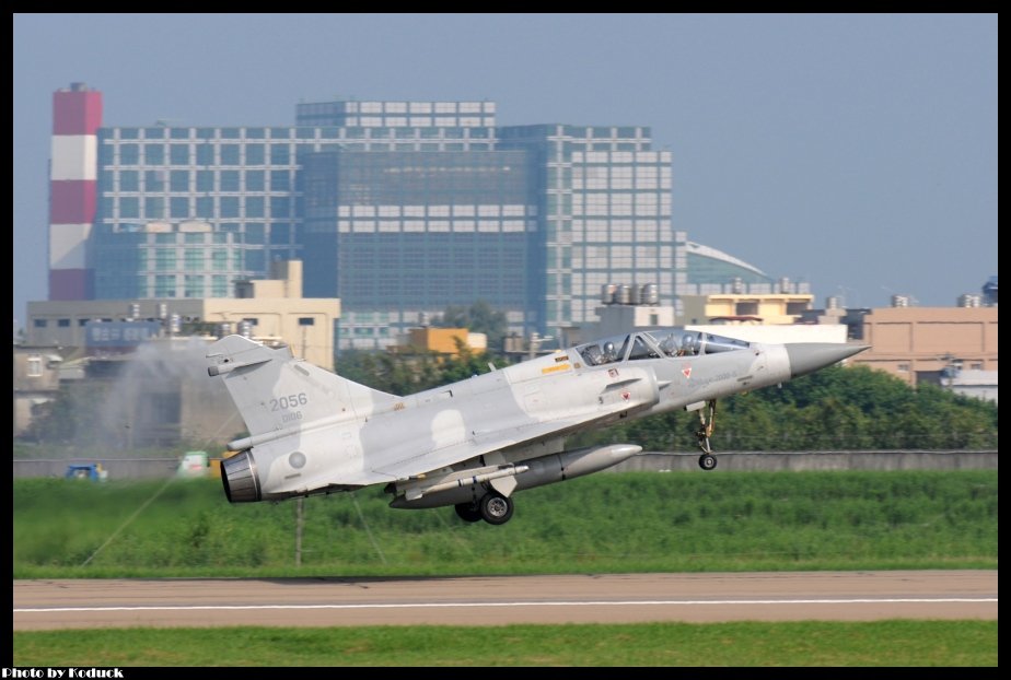 ROCAF Dassault Mirage 2000-5DI(2056)@RCPO_2(2)_20120821