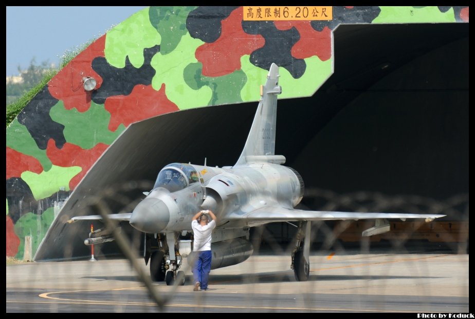 ROCAF Dassault Mirage 2000-5EI(2032)@RCPO_1(2)_20120821