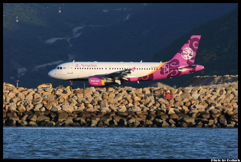 Mongolian Airlines Group A319-112(JU-8888)@VHHH_1(2)_20120706