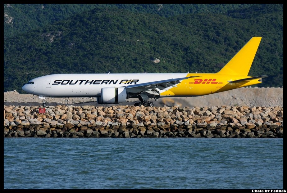 Southern Air(DHL) B777-FZB(N774SA)@VHHH_3(2)_20120706