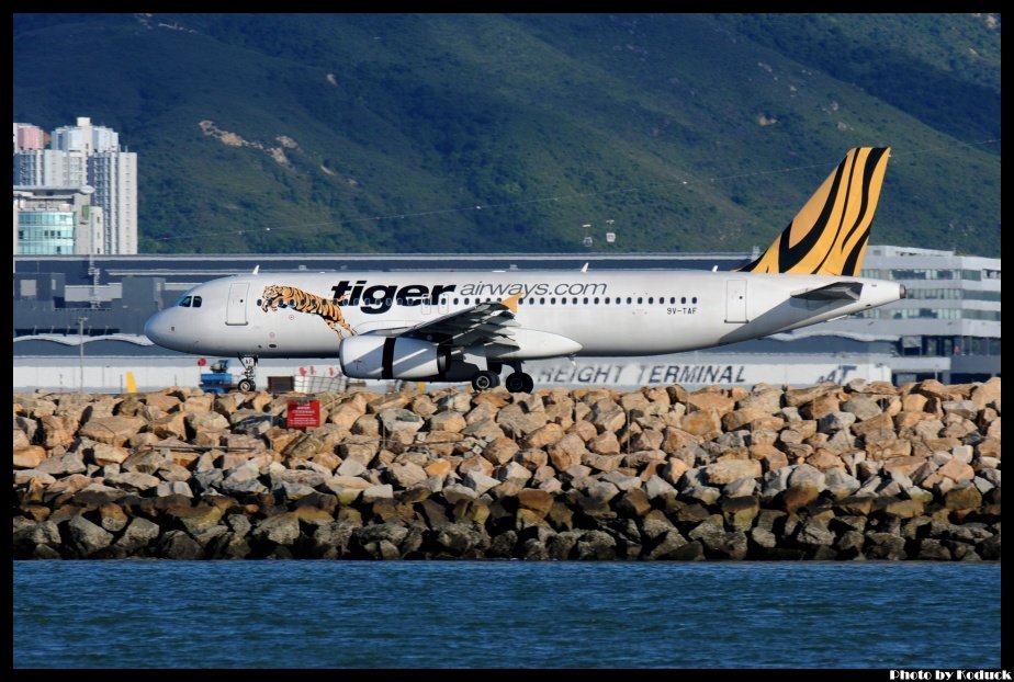 Tiger Airways A320-232(9V-TAF)@VHHH_1(2)_20120706