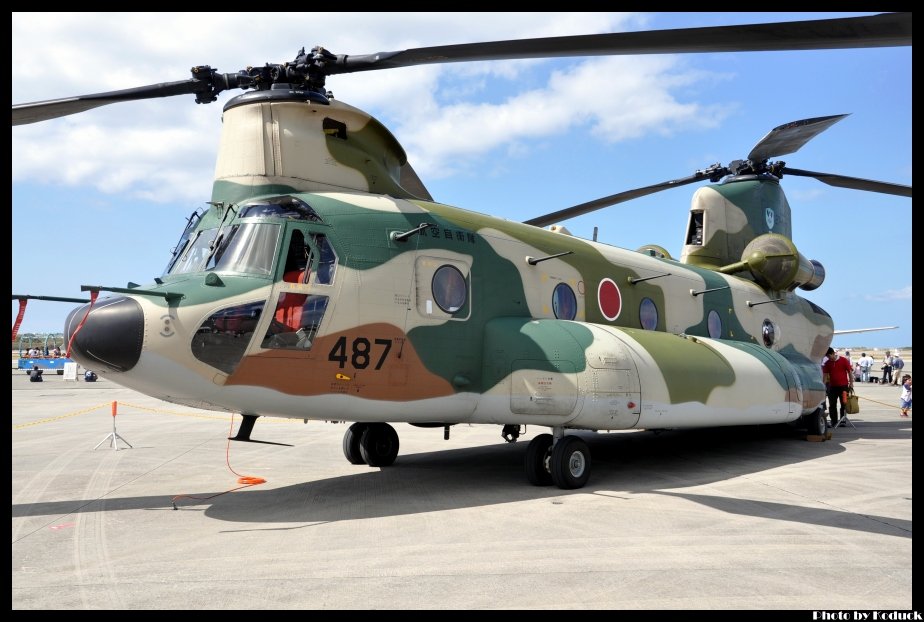 JASDF CH-47J(27-4487)@ROAH_1(2)_20121021