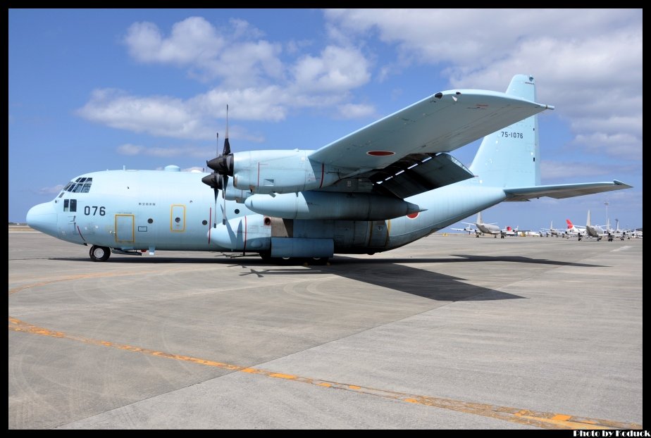 JASDF Lockheed C-130H Hercules(75-1076)@ROAH_2(2)_20121021