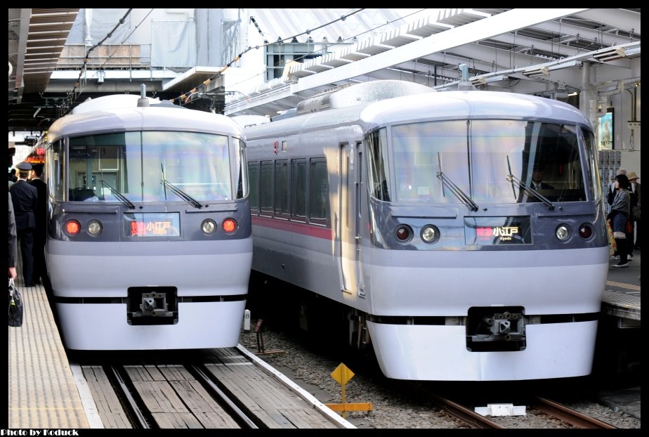 西武鐵道10000系電車@所澤_2(2)_20121103