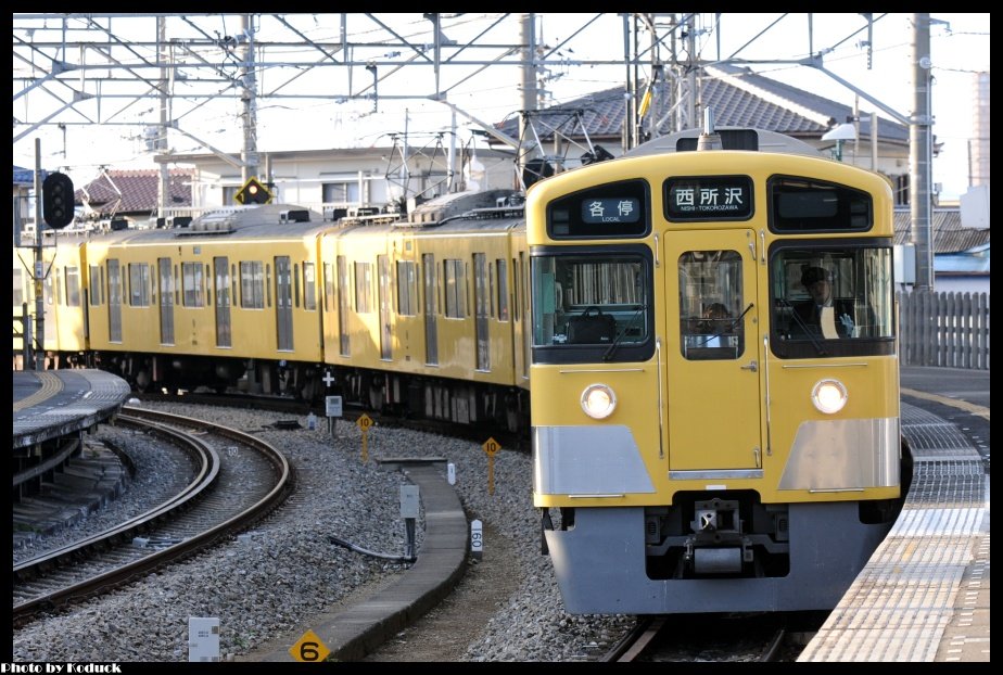 西武鐵道新2000系電車@西所澤_6(2)_20121103