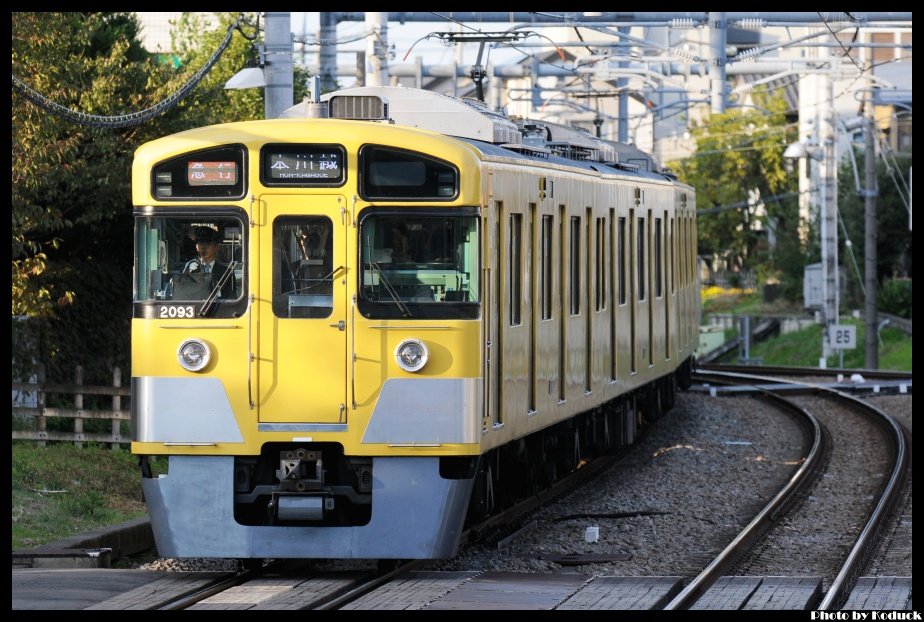 西武鐵道新2000系電車@所澤_1(2)_20121103