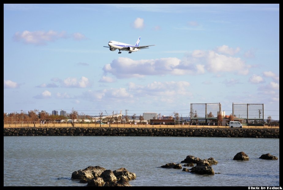 Okinawa RWY36_10(2)_20121021