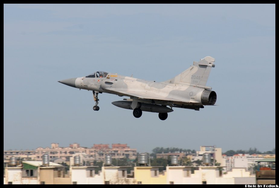 ROCAF Dassault Mirage 2000-5EI(2048)@RCPO_2(2)_20130716.jpg